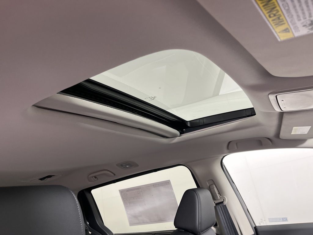 Thumbnail: 2026 Honda Odyssey - 12