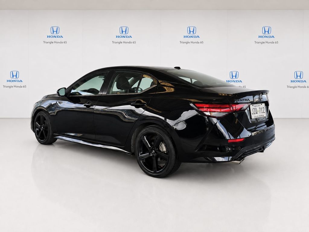 Thumbnail: 2022 Nissan Sentra - 4