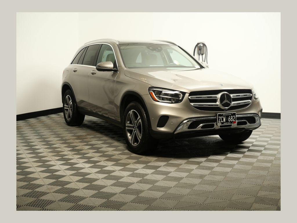 Mojave Silver Metallic 2022 Mercedes-Benz GLC 300 SUV 4MATIC SUV / Crossover All-Wheel Drive 9-Speed Automatic