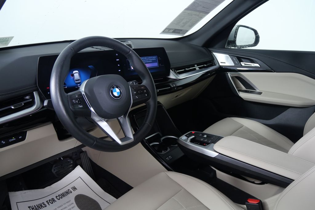 2024 BMW X1 xDrive28i 12