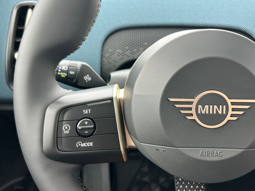 Thumbnail: 2027 MINI Cooper Countryman - 19