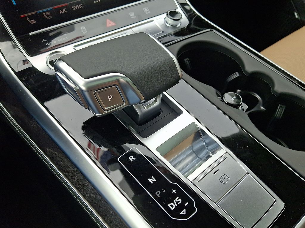 Thumbnail: 2026 Audi Q7 - 12