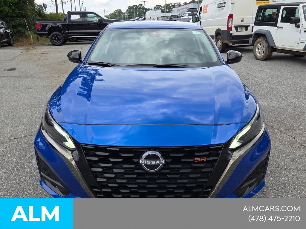 Used 2025 Blue Nissan 2.5 SR image 3