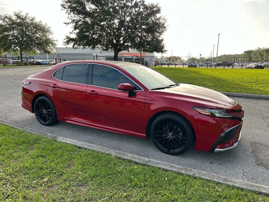 Thumbnail: 2022 Toyota Camry - 7