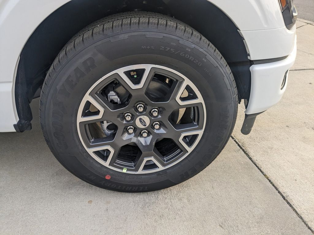 2025 Ford F-150 STX