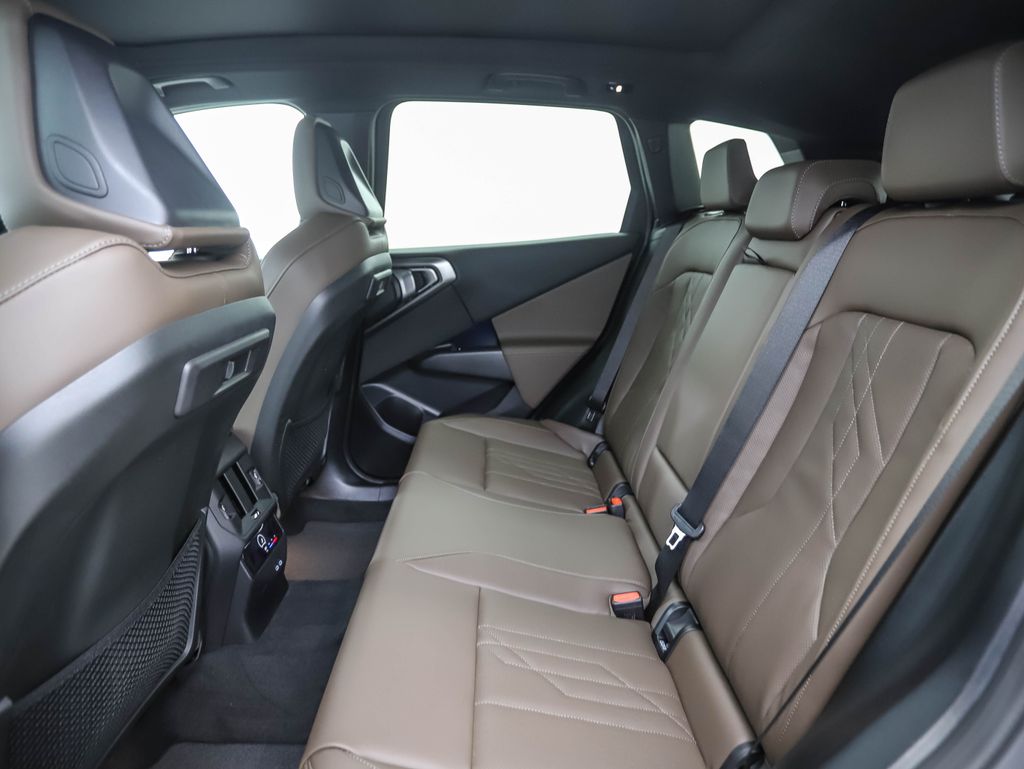 Thumbnail: 2026 BMW X3 - 22