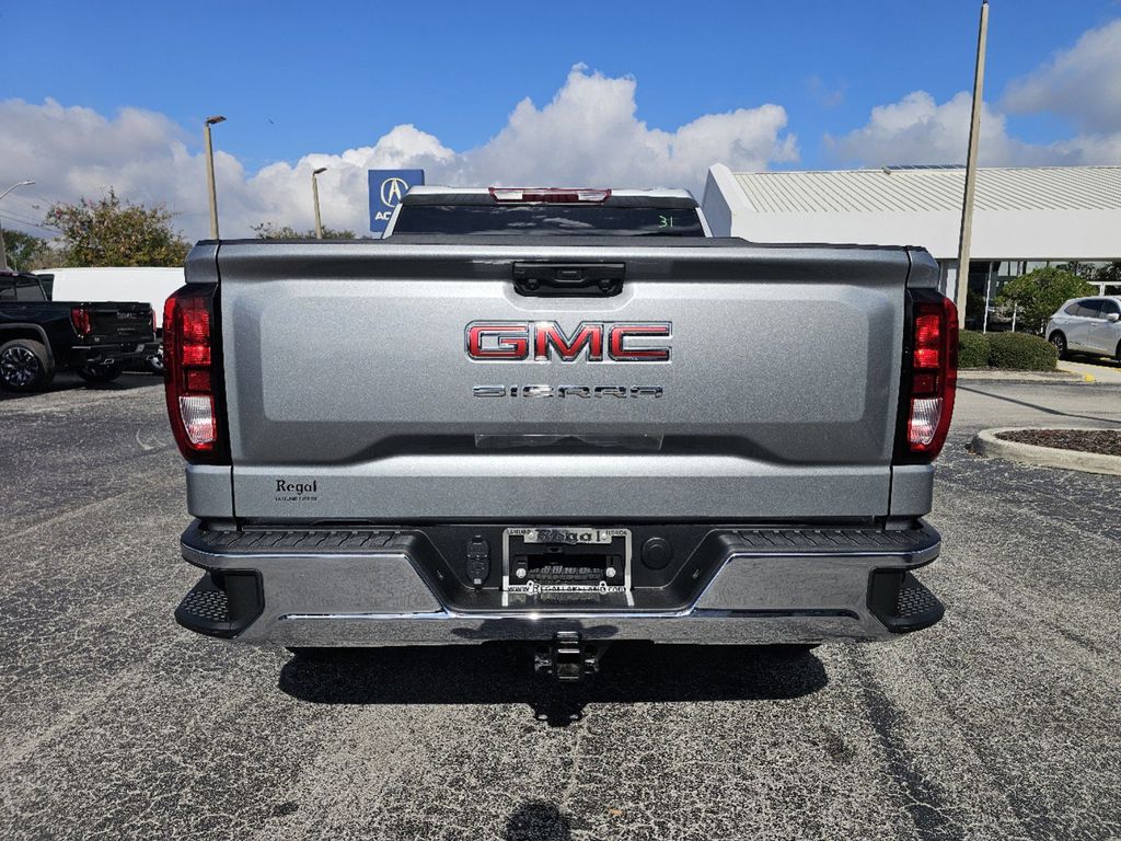 2025 GMC Sierra 1500 Pro 4