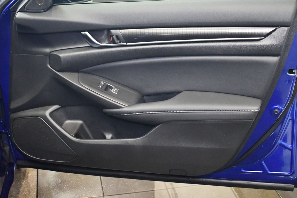 Thumbnail: 2022 Honda Accord - 30