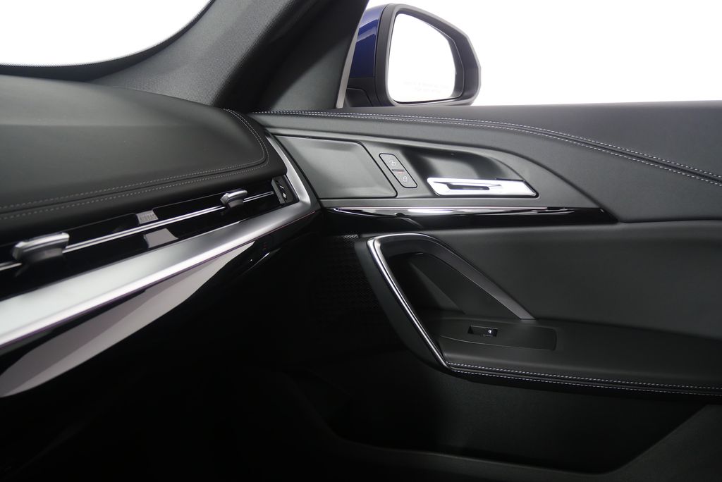 Thumbnail: 2025 BMW X1 - 23