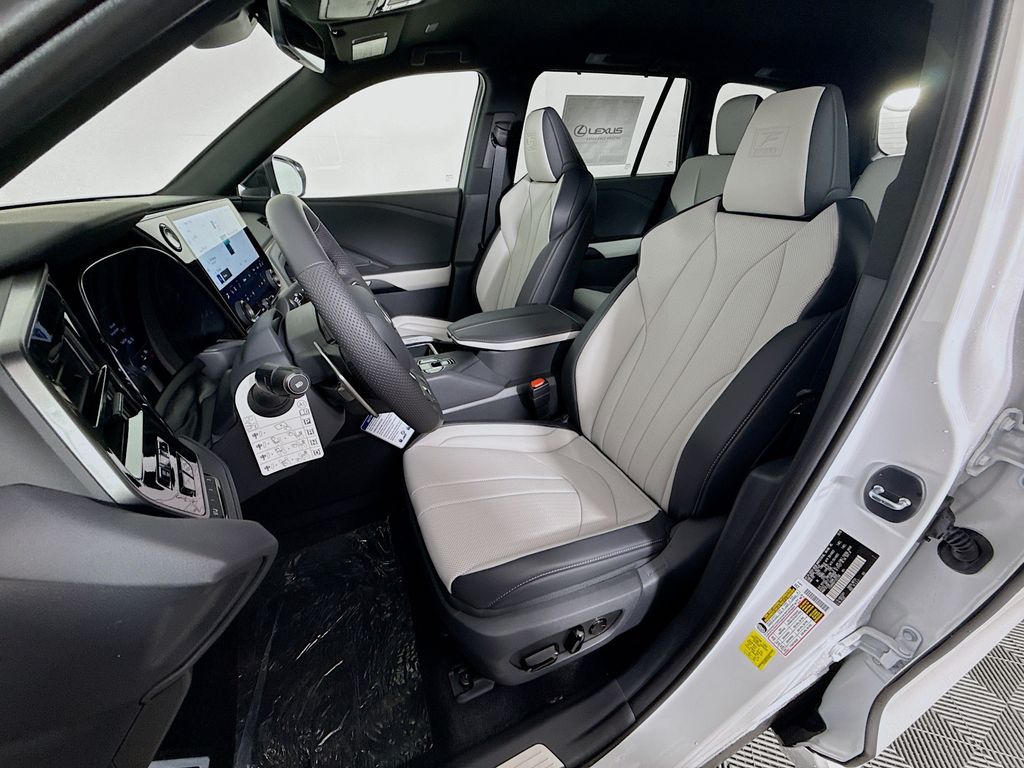 Thumbnail: 2026 Lexus TX - 16