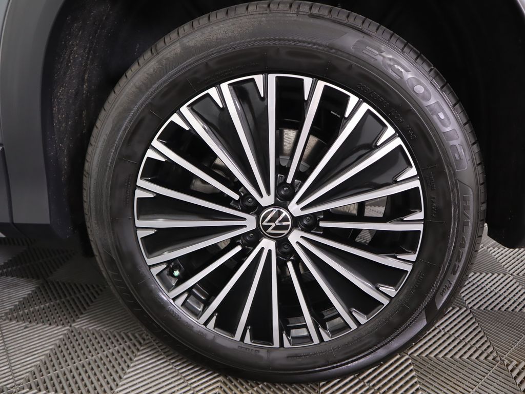 Thumbnail: 2025 Volkswagen Tiguan - 31