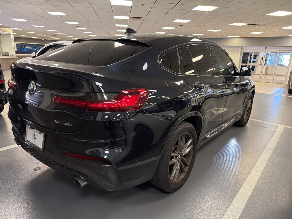 Thumbnail: 2021 BMW X4 - 4