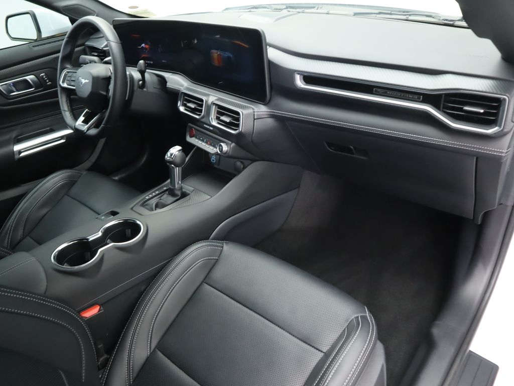 Thumbnail: 2025 Ford Mustang - 17