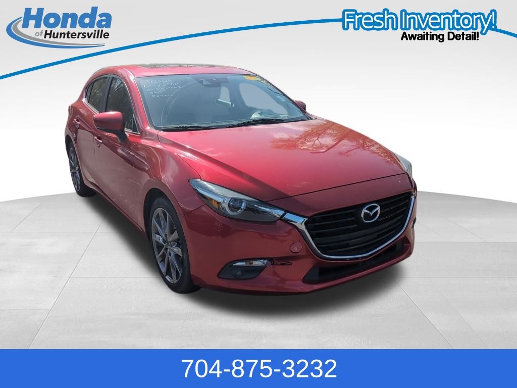 Soul Red Metallic 2018 Mazda MAZDA3 Grand Touring Hatchback Hatchback Front-Wheel Drive 6-Speed Automatic
