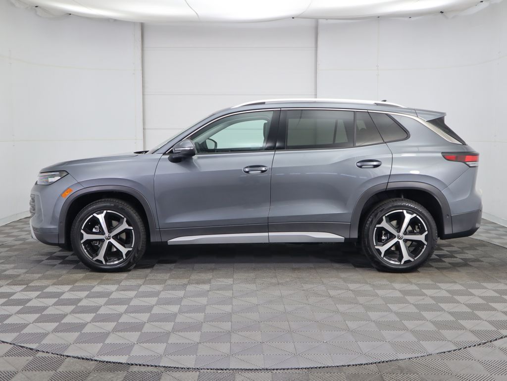 2025 Volkswagen Tiguan 2.0T 9