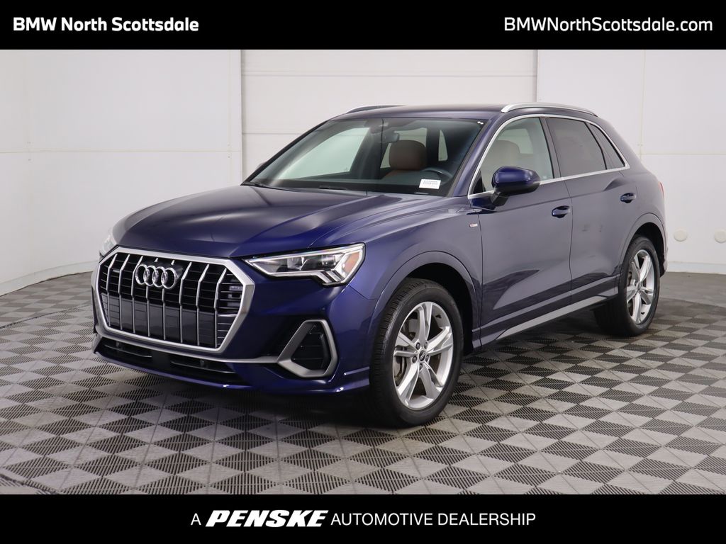 Thumbnail: 2021 Audi Q3 - 1