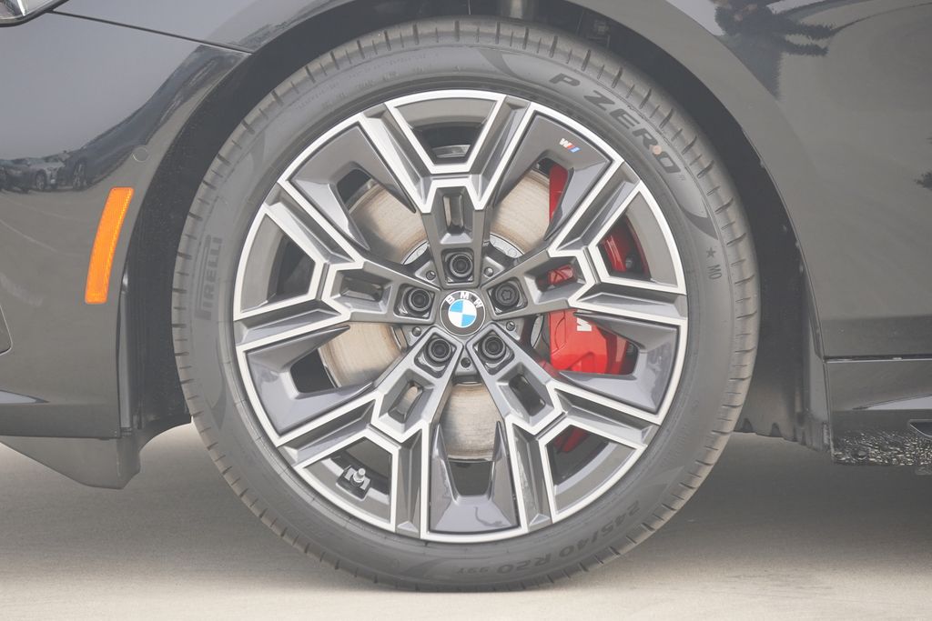 Thumbnail: 2026 BMW i5 - 5