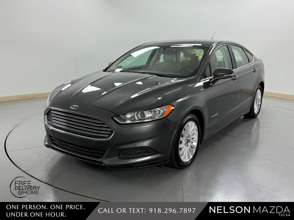 2016 Ford Fusion Hybrid SE