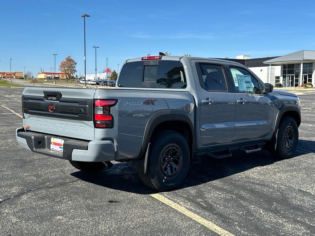 2025 Nissan Frontier PRO-4X photo