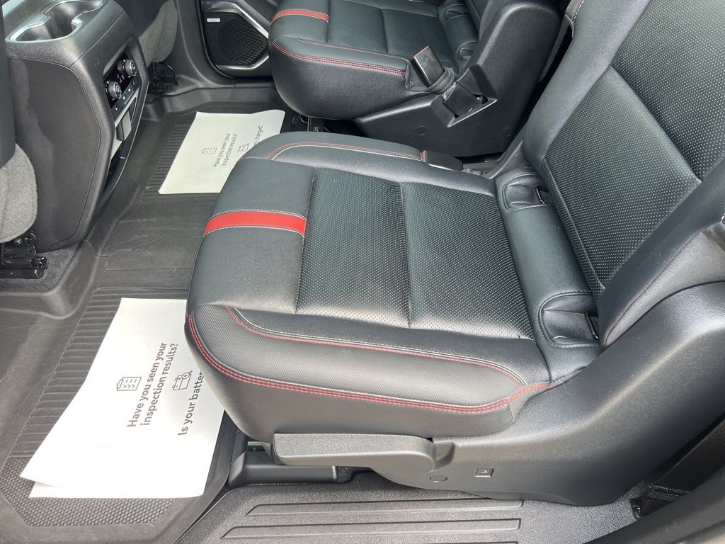 Used 2024 Chevrolet Traverse SUV