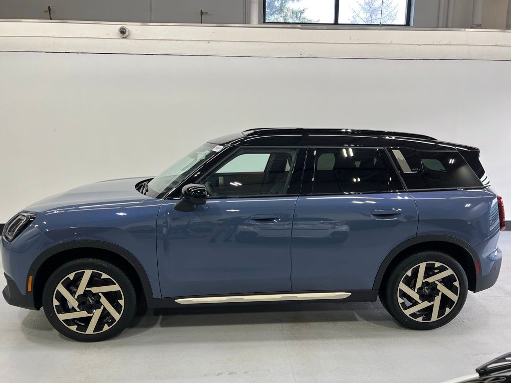 Thumbnail: 2025 MINI Cooper Countryman - 2