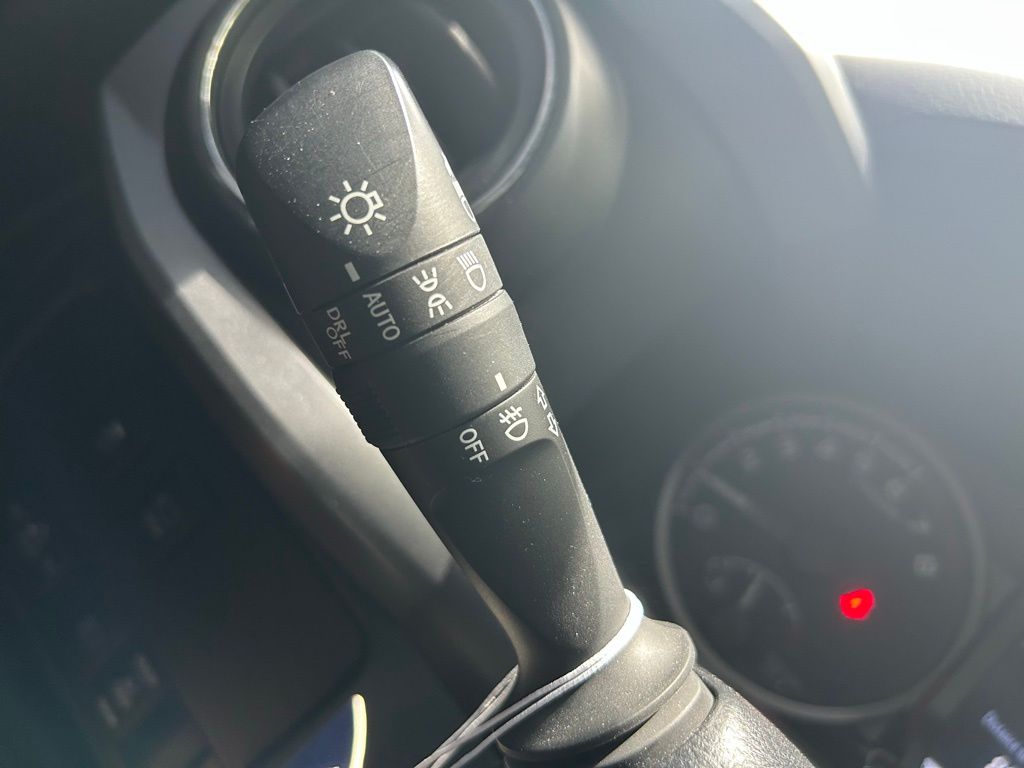 2023 Toyota Tacoma TRD Sport 28