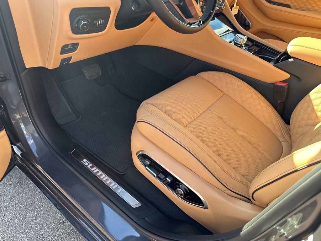 New Car 2025 Jeep Grand Cherokee L  Summit For Sale Under $70,000 In Austin, Texas