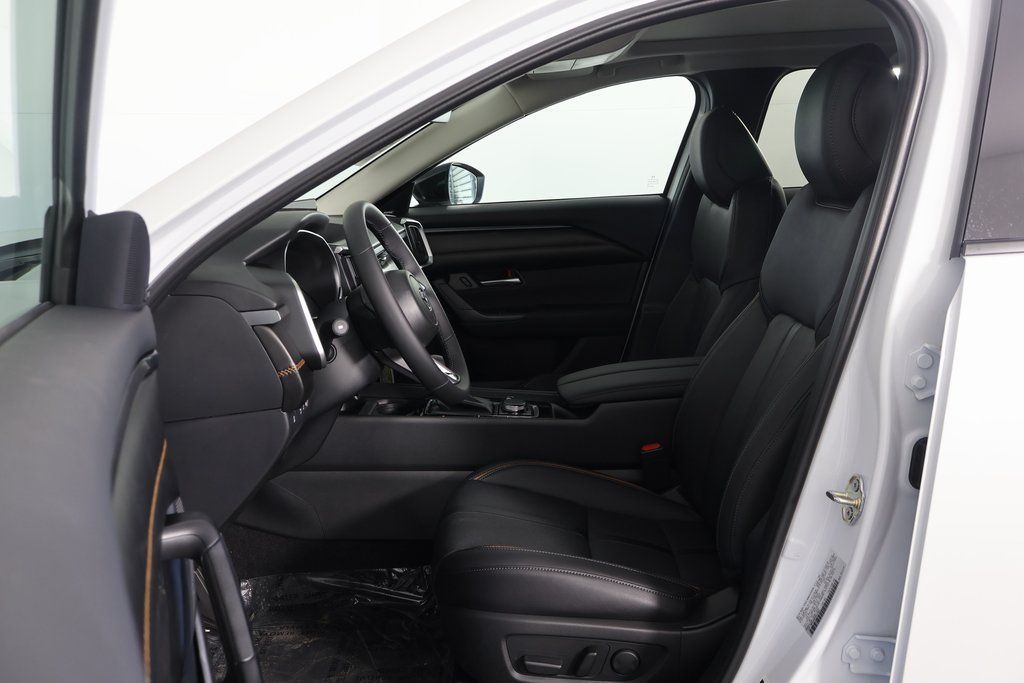 Thumbnail: 2026 Mazda CX-50 - 5