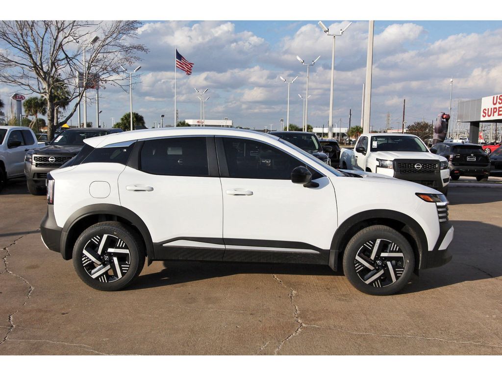 2026 Nissan Kicks SV - 4