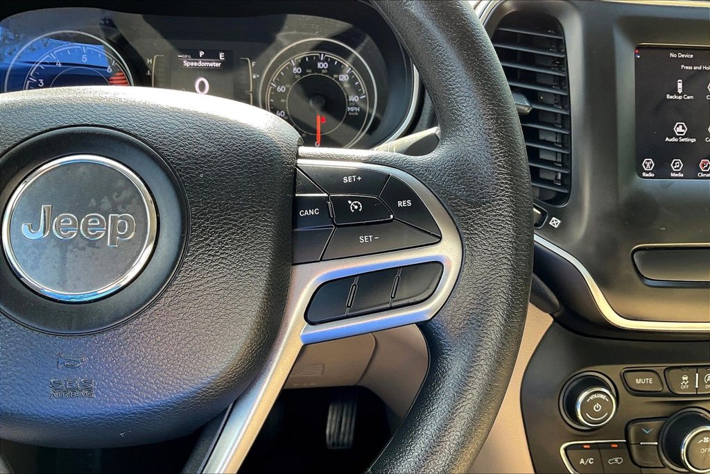 Used 2020 Jeep Cherokee SUV
