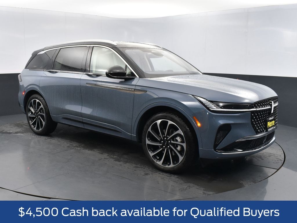 View vehicle photo 3