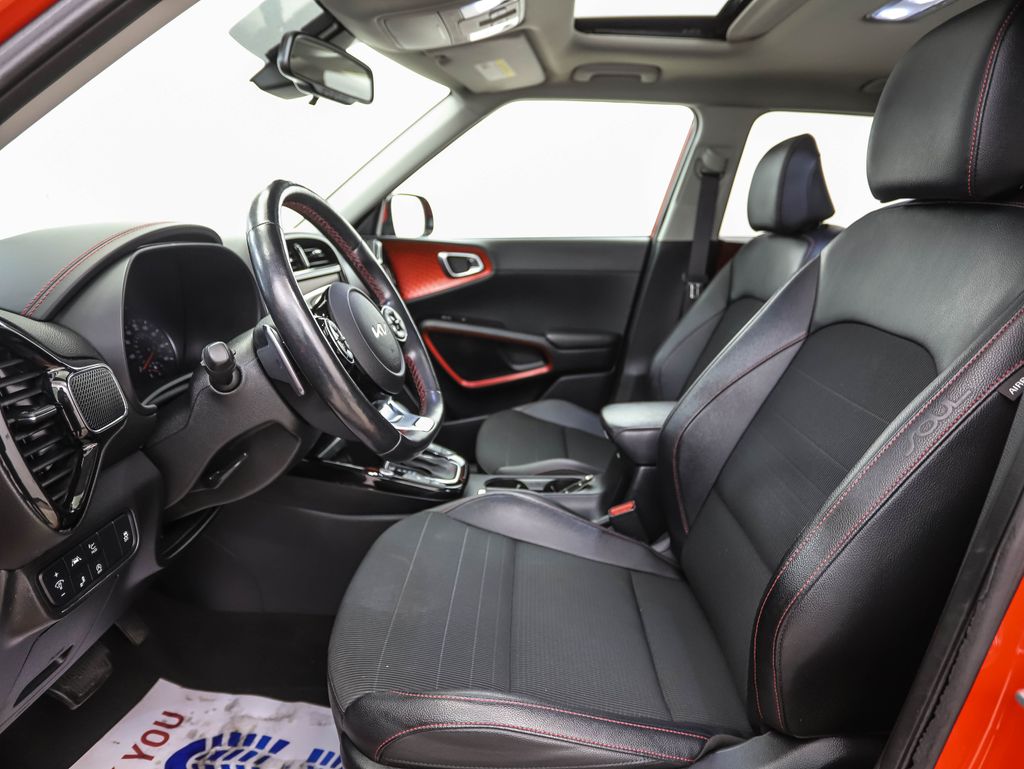 Thumbnail: 2022 Kia Soul - 11