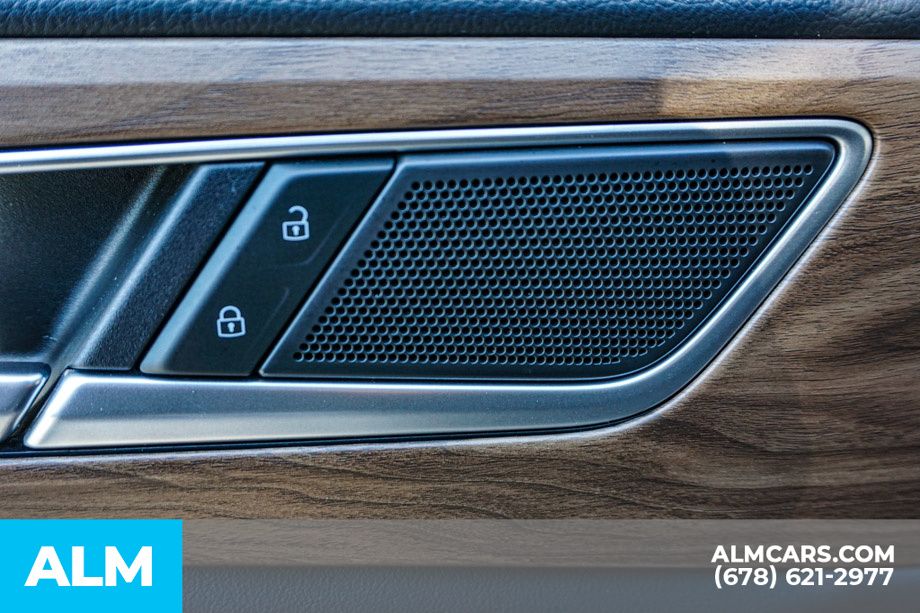 2025 Volkswagen Atlas SE w/Tech - Photo 53