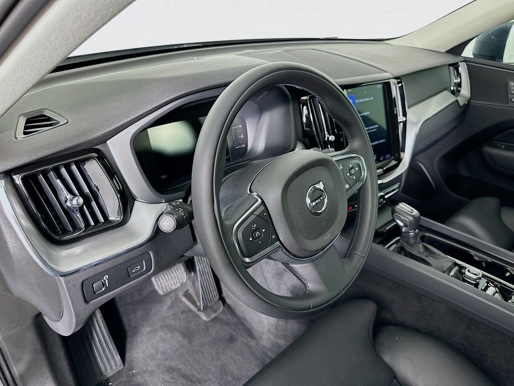 Thumbnail: 2019 Volvo XC60 - 9
