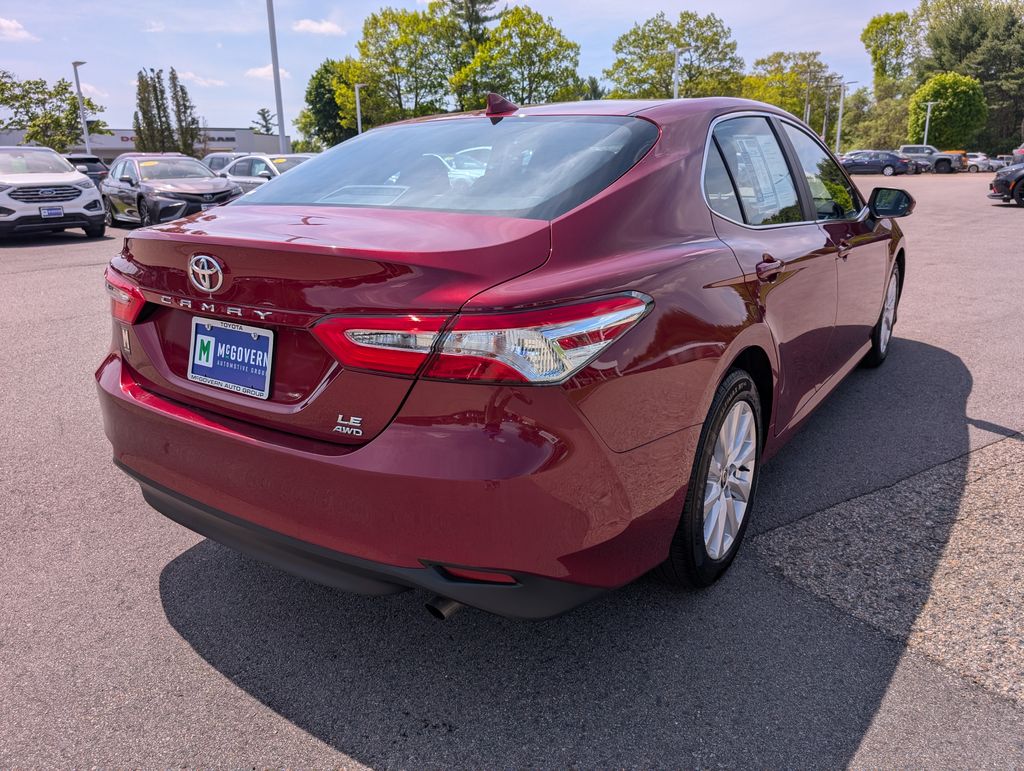View vehicle photo 6