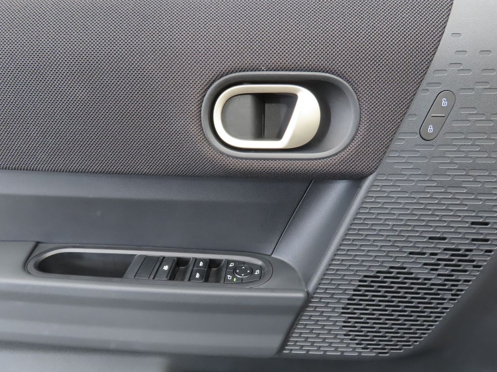 Thumbnail: 2025 MINI Cooper - 22