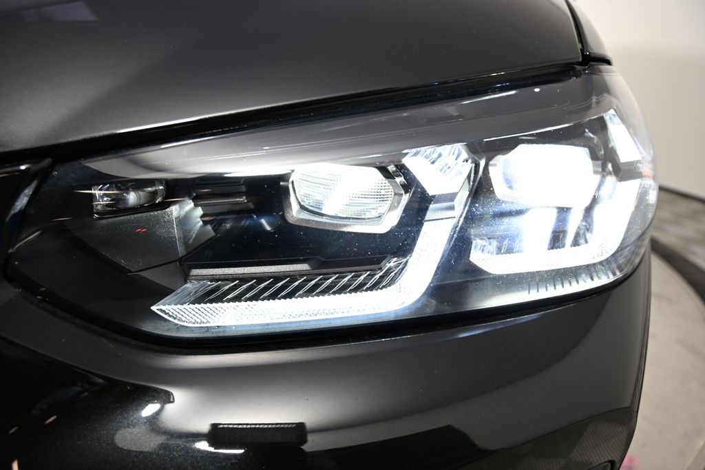 Thumbnail: 2023 BMW X3 - 9