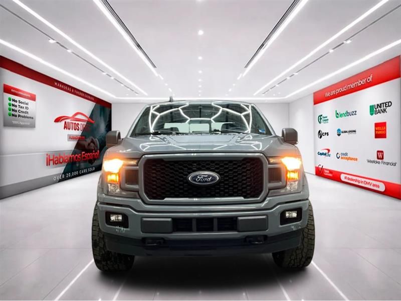 View vehicle photo 3