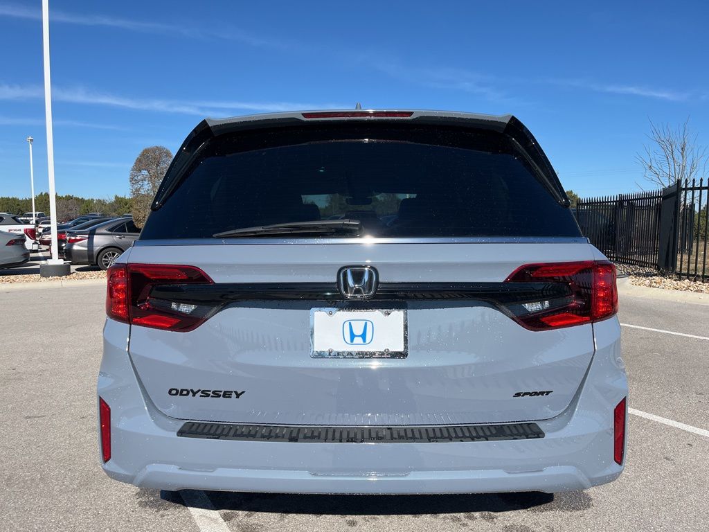 Thumbnail: 2026 Honda Odyssey - 5