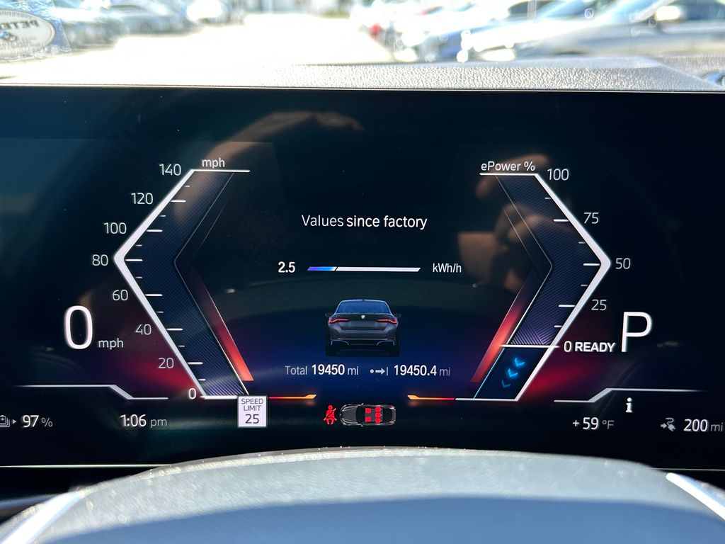 Thumbnail: 2023 BMW i4 - 21