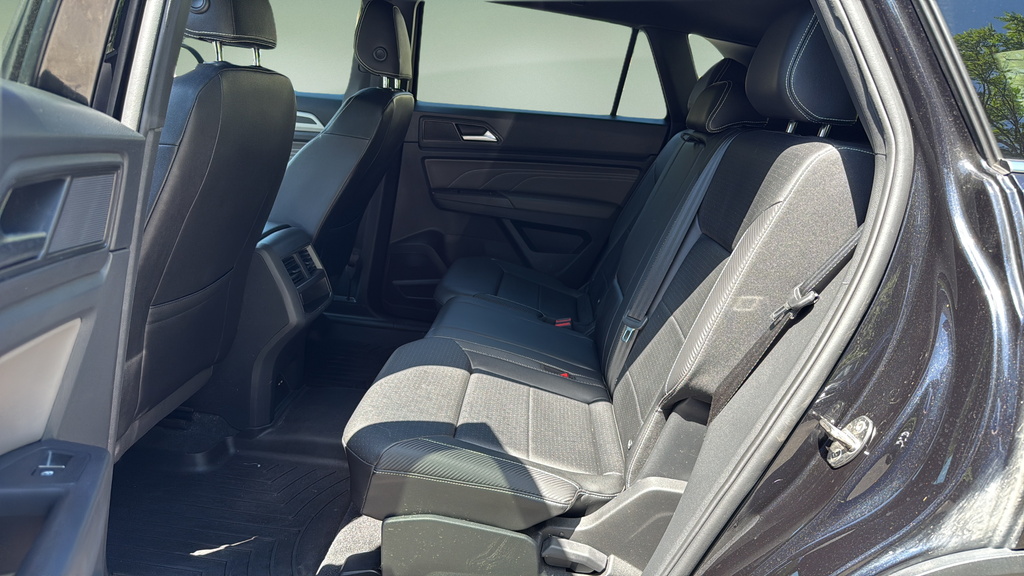 2023 Volkswagen Atlas Cross Sport