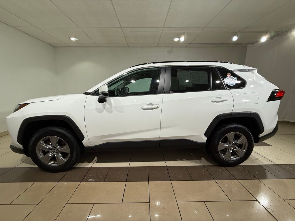 Thumbnail: 2025 Toyota RAV4 - 2