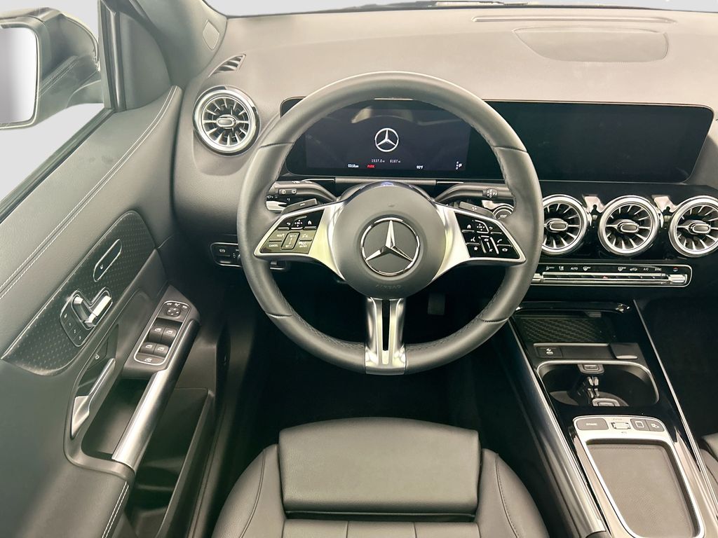 Thumbnail: 2026 Mercedes-Benz GLA - 10
