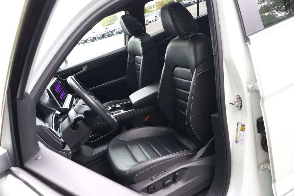 Thumbnail: 2024 Volkswagen Atlas - 30