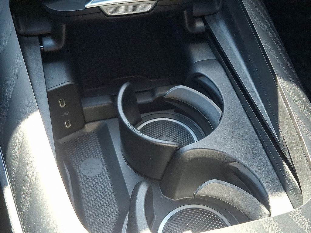 Thumbnail: 2026 Mercedes-Benz E-Class - 16