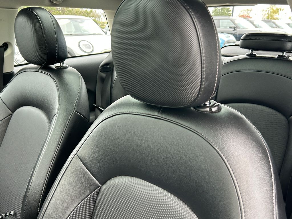 Thumbnail: 2016 MINI Cooper - 14