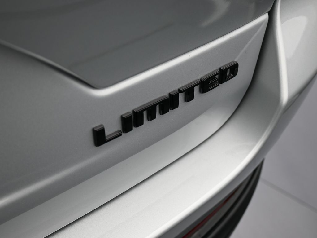 New 2025 Silver Zynith Jeep Limited image 33