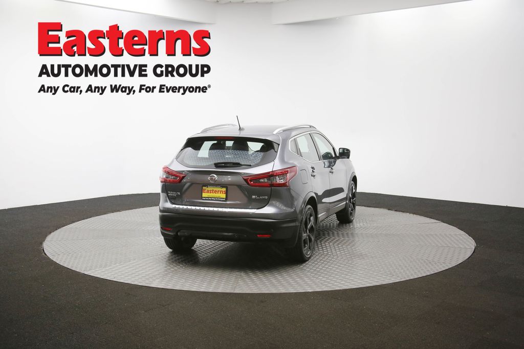 Used 2020 Gray Nissan SL image 42