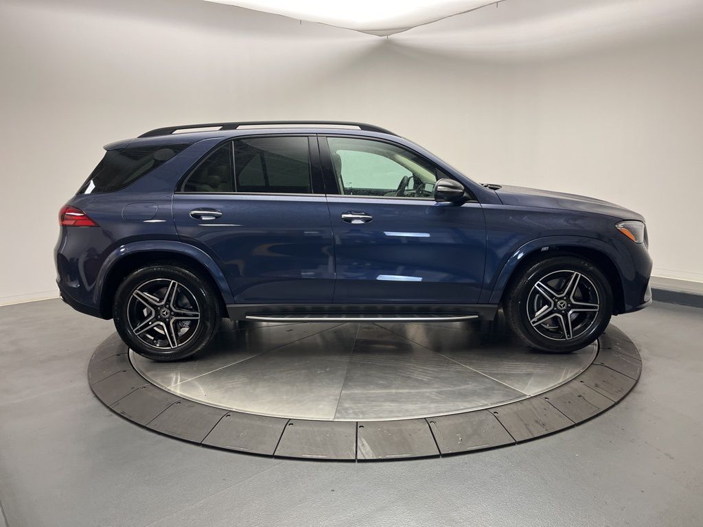 Thumbnail: 2026 Mercedes-Benz GLE - 8