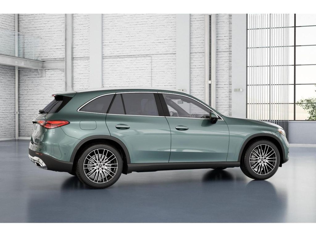 New 2026 Silver Mercedes-Benz GLC 300 image 18
